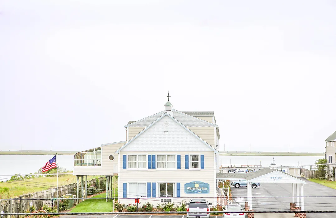 Waterside Inn-1