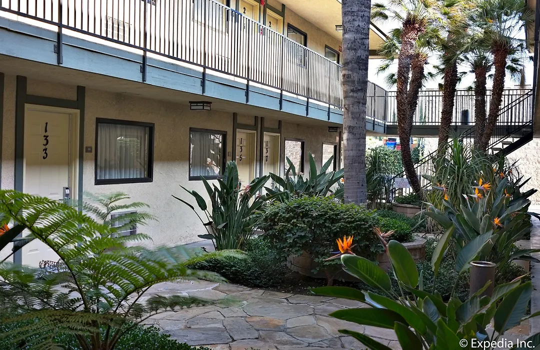 Key Inn And Suites-1