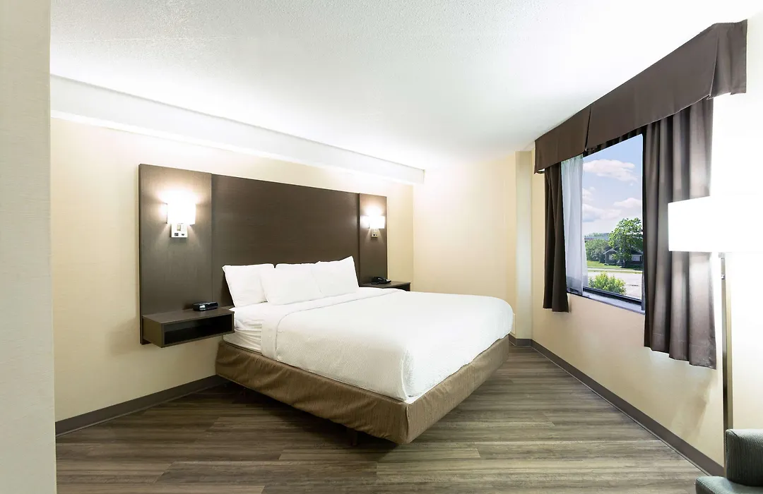 Days Inn By Wyndham Fallsview-1