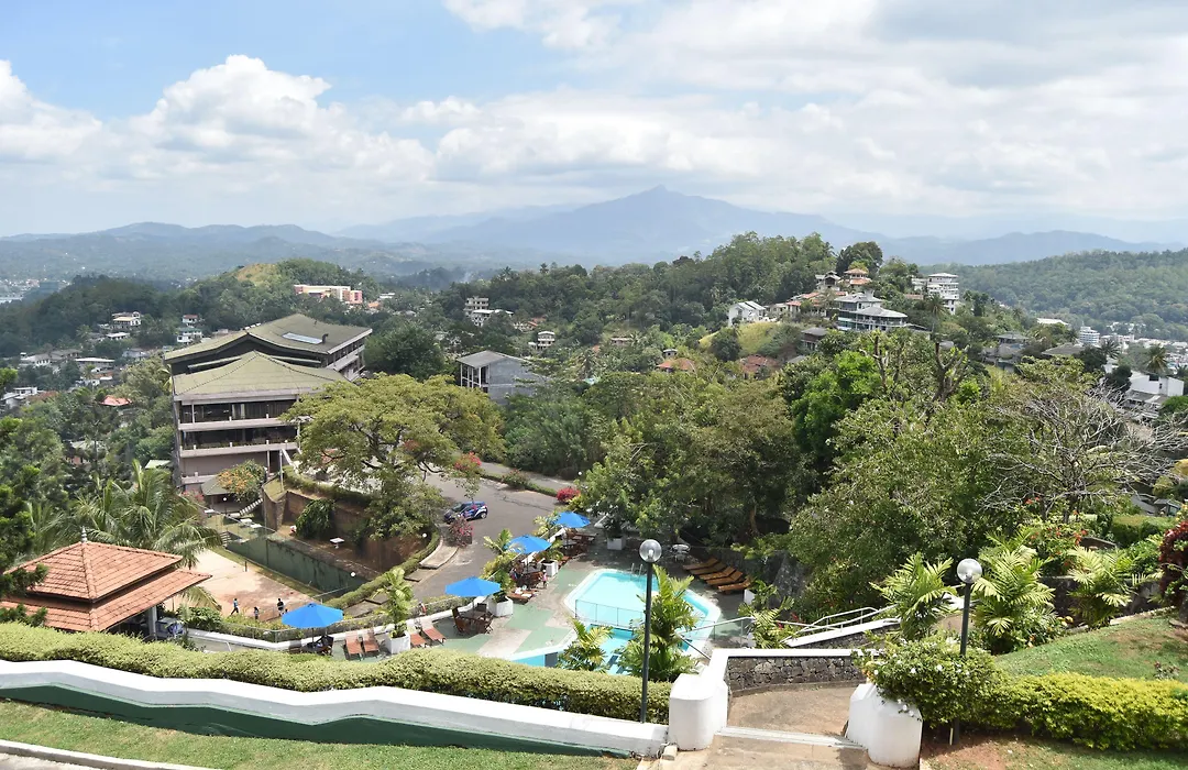 Hotel Topaz-1