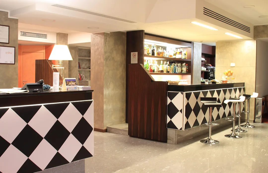Hotel Metro-1