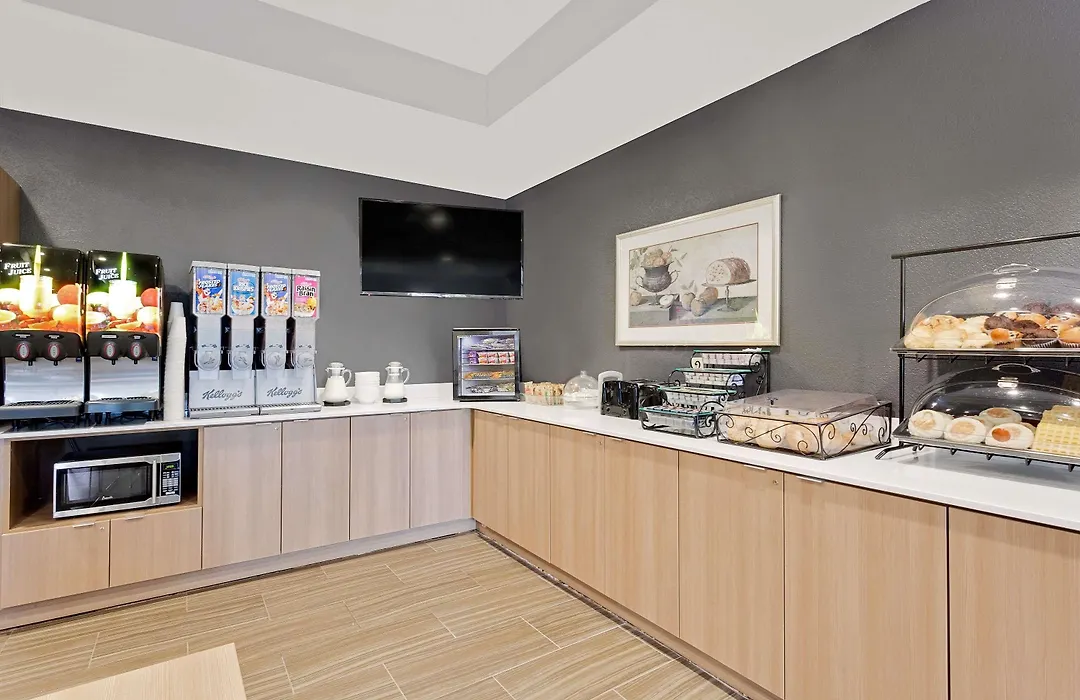 Microtel Inn & Suites By Wyndham Middletown-1
