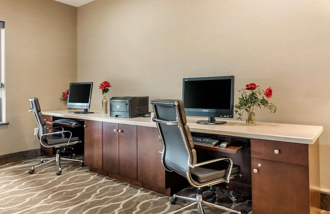 Comfort Suites Dayton-Wright Patterson-1