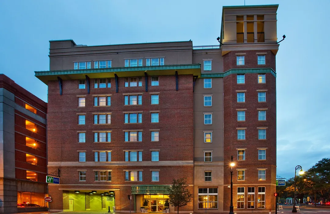 Holiday Inn Express Savannah - Historic District-1
