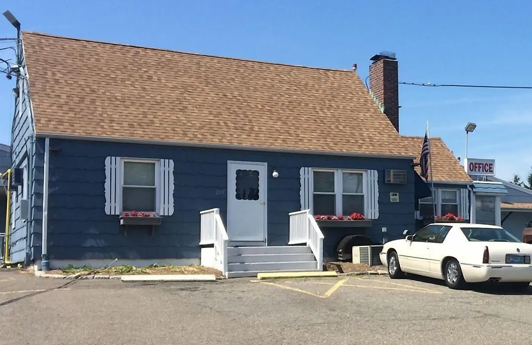 Mayflower Motel Milford-1