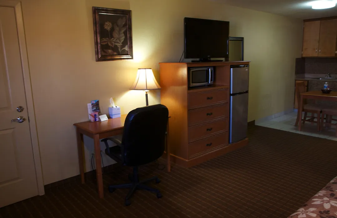 Coach Light Inn-1