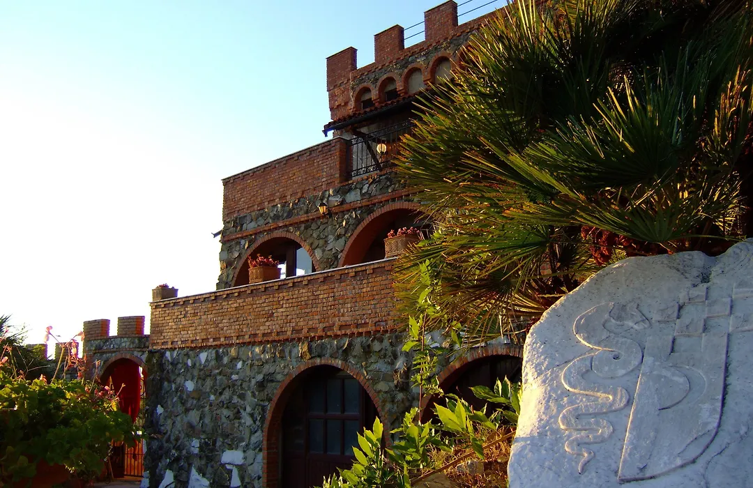Ippotur Medieval Resort-1