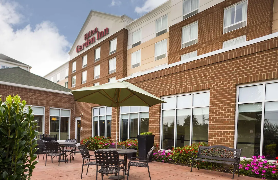 Hilton Garden Inn Hampton Coliseum Central-1