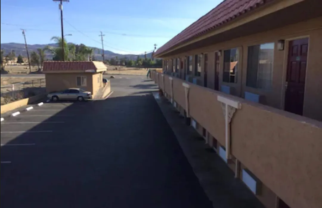 Vagabond Inn Hemet-1