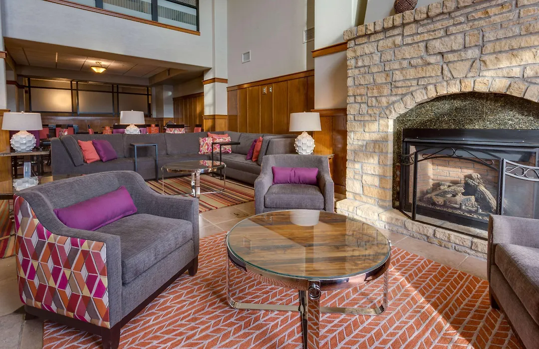 Drury Inn & Suites Las Cruces-1