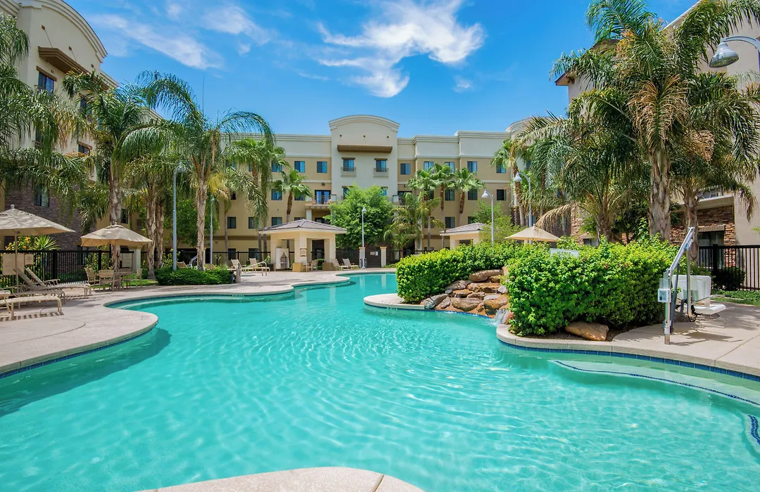 Holiday Inn Express & Suites Phoenix Glendale Dist By Ihg-1