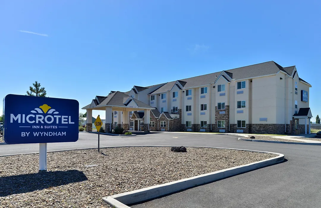 Microtel Inn & Suites By Wyndham Klamath Falls-1
