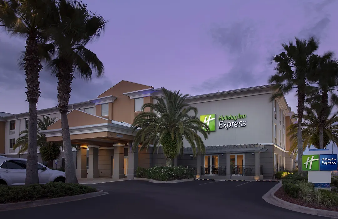 Holiday Inn Express Jacksonville Beach By Ihg-1