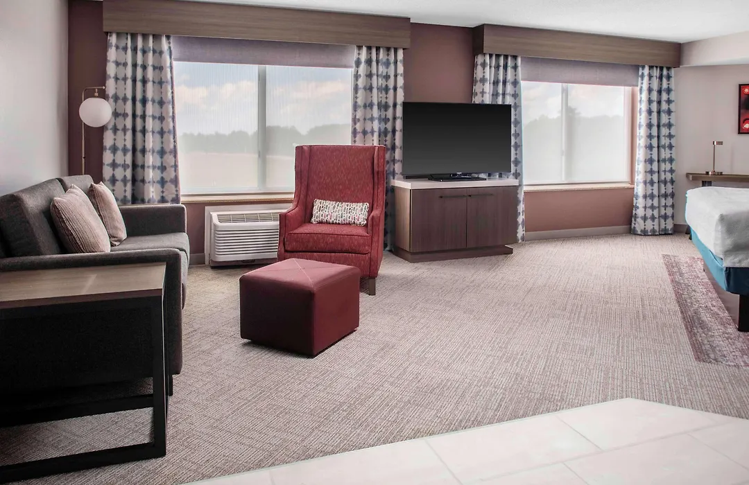 Hilton Garden Inn Roanoke Rapids-1