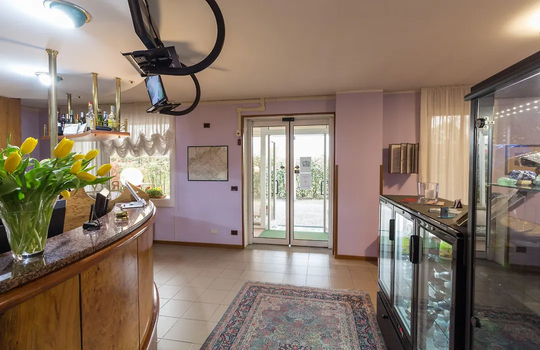 B&B Hotel Roy-1