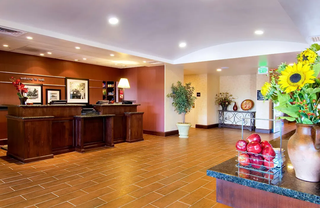 Hampton Inn & Suites Lodi-1