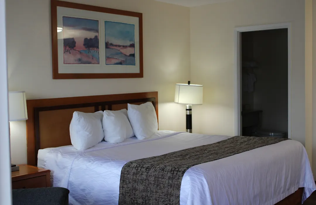 Scottish Inns Ashland-1