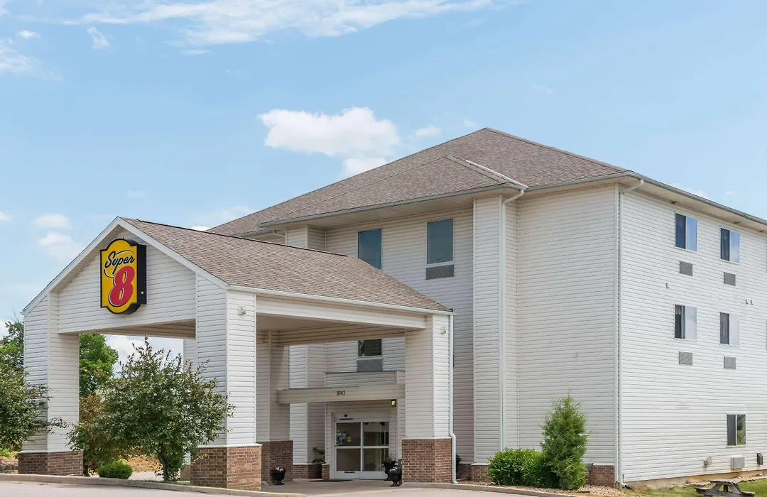 Super 8 By Wyndham Rolla-1