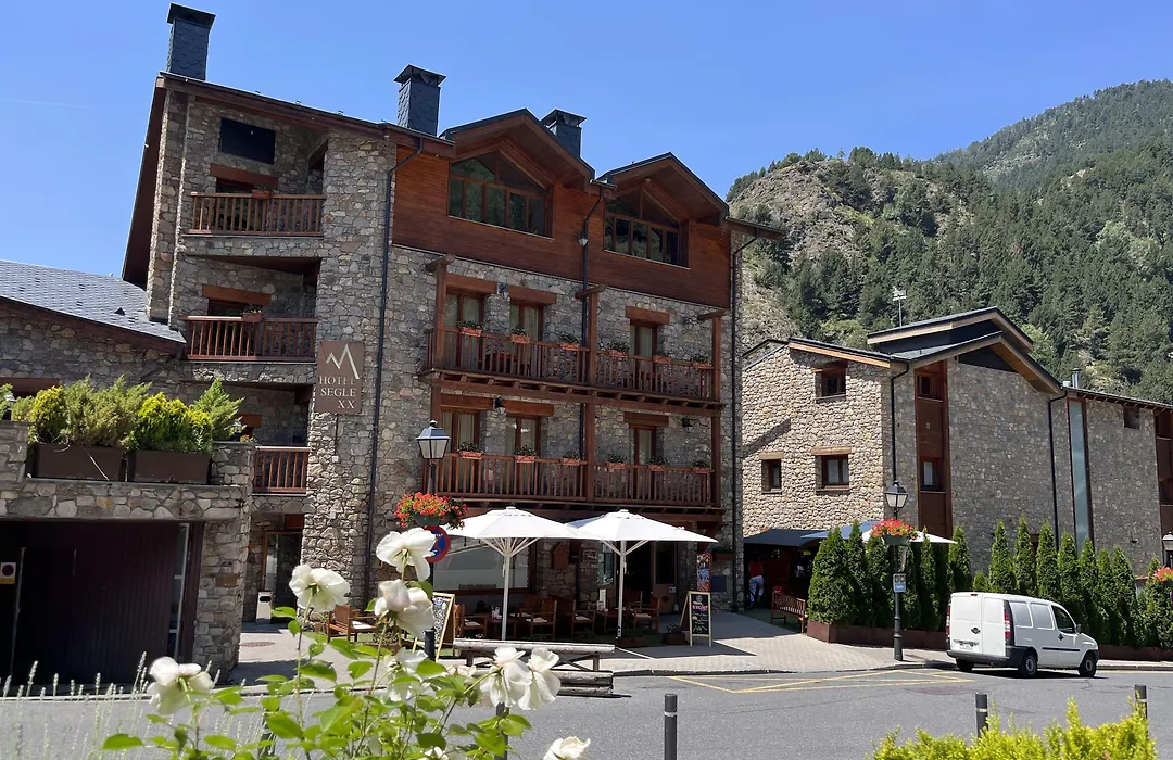 Wuau! Hotel Segle XX-1