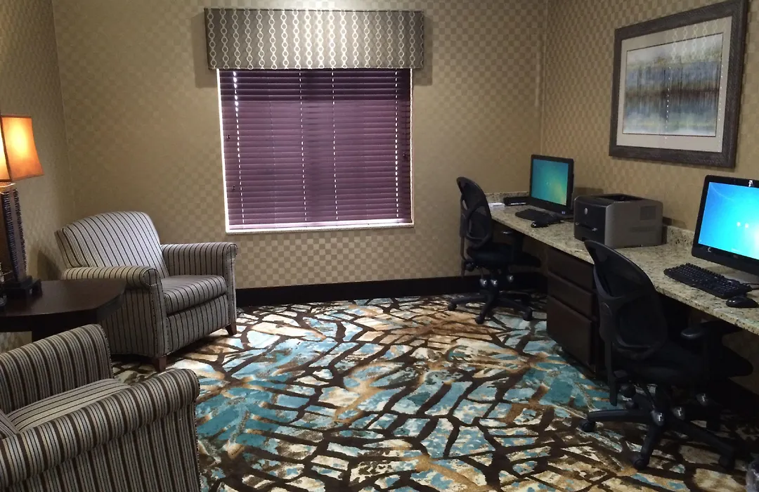 Holiday Inn Express Hotel & Suites Council Bluffs - Convention Center Area By Ihg-1