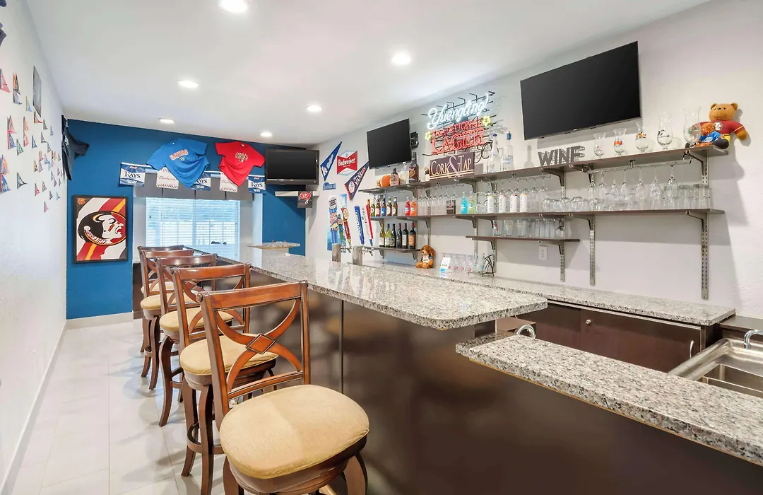 Microtel Inn & Suites By Wyndham Brooksville-1