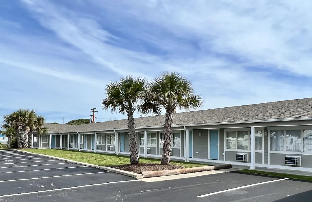 Oceanview Inn - Emerald Isle-1