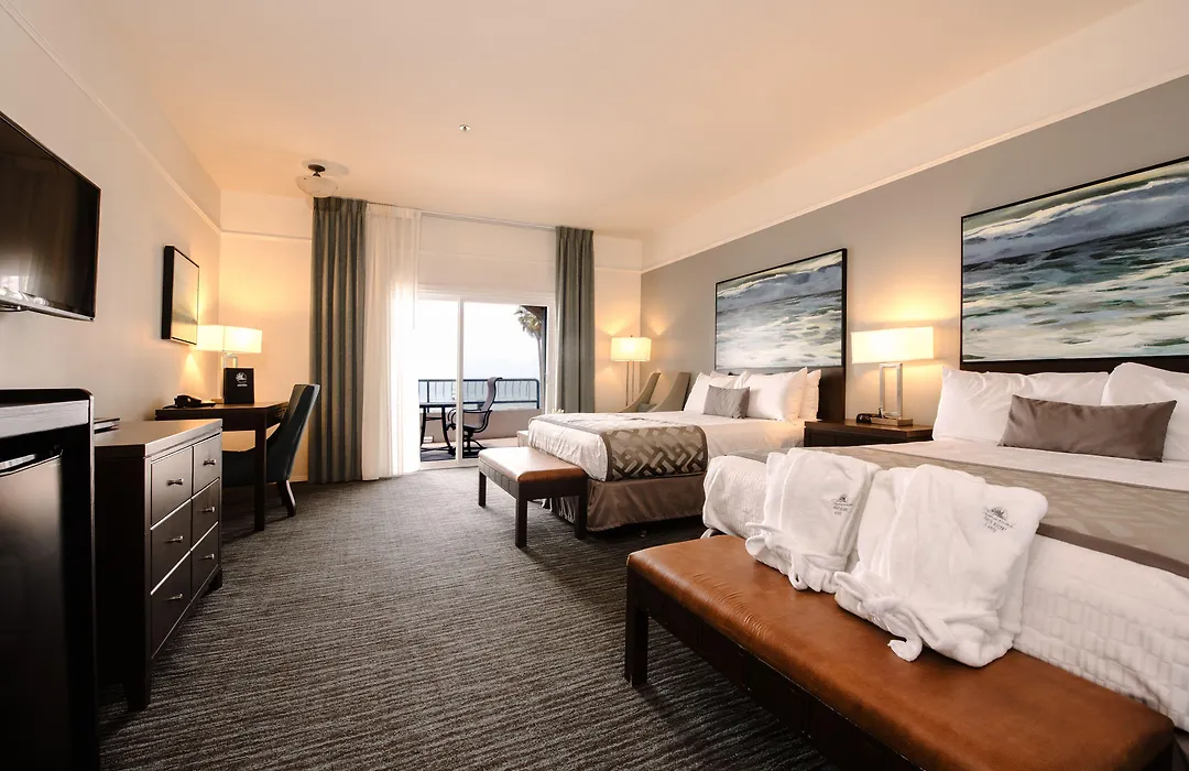 Tamarack Beach Hotel-1