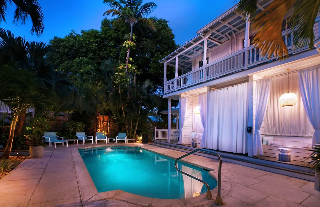 Coco Plum Inn-1