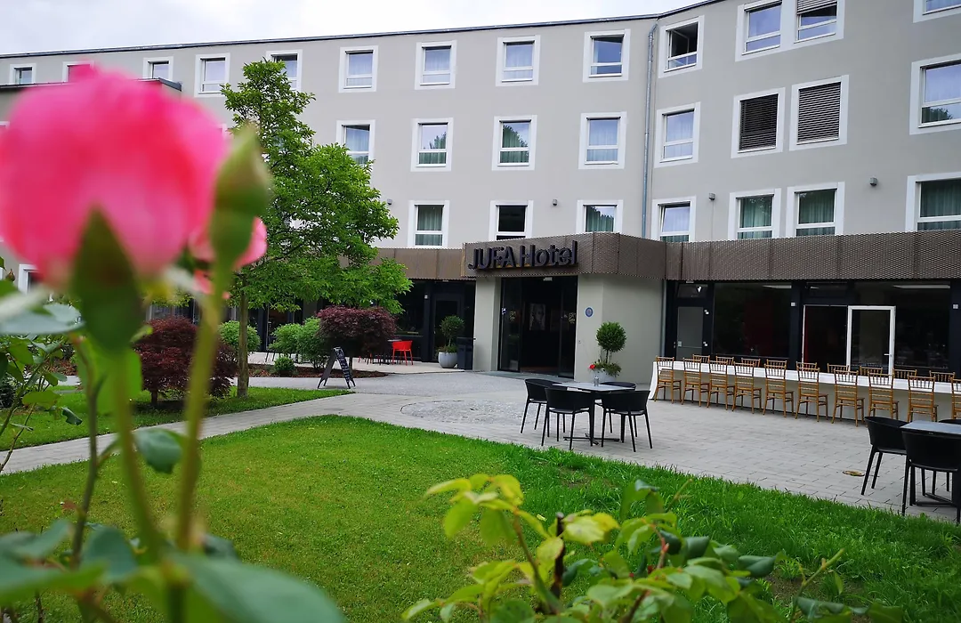 Jufa Hotel Salzburg City-1