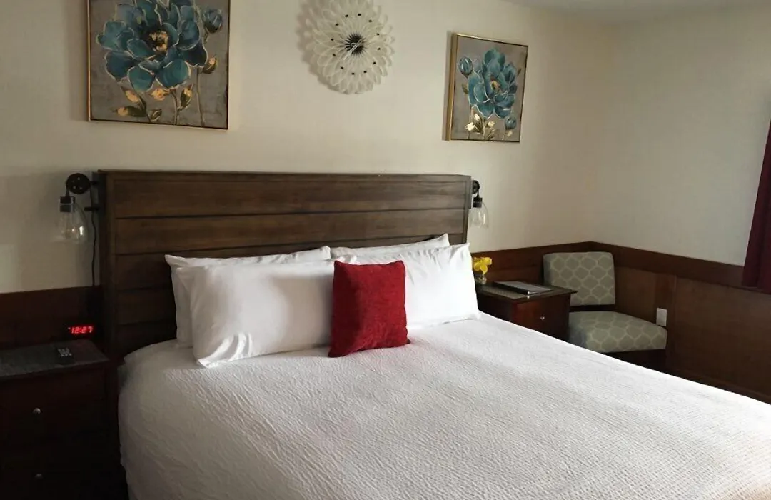 Atlantic Coast Inn-1
