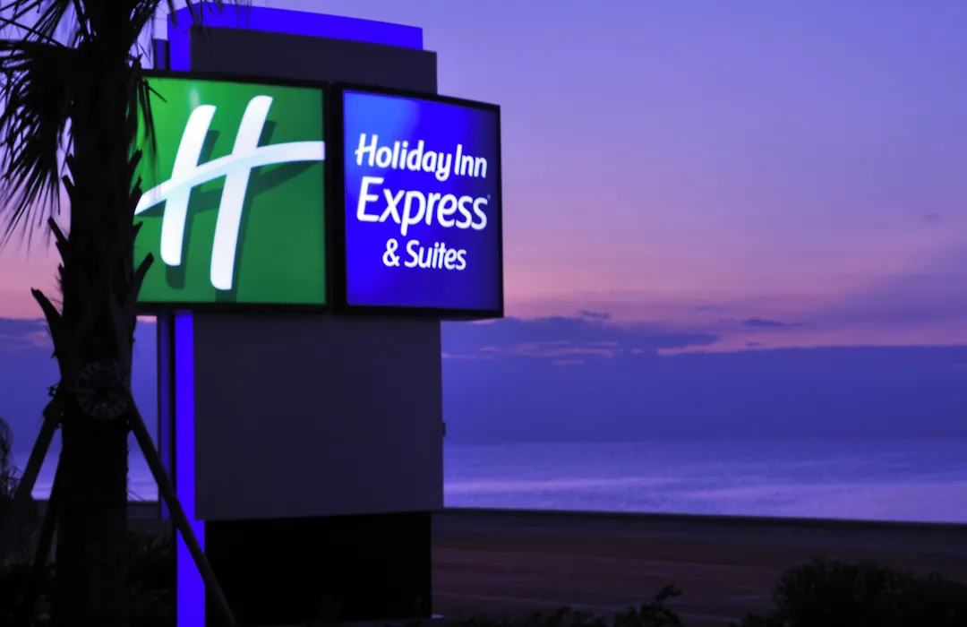 Holiday Inn Express & Suites Galveston West-Seawall-1