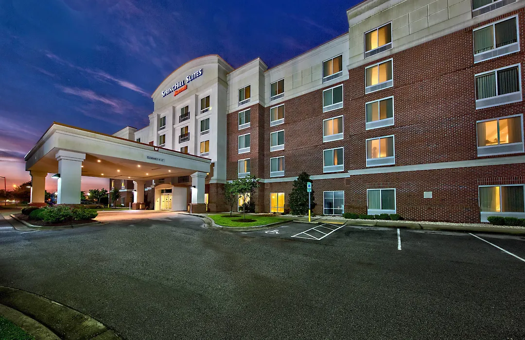 Springhill Suites By Marriott New Bern-1