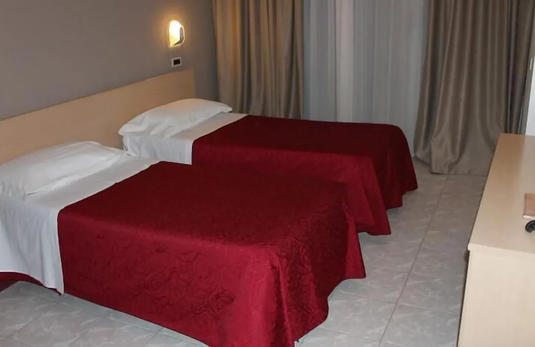 Hotel Elvezia-1