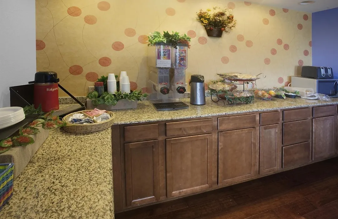 Americas Best Value Inn Waco - Franklin Avenue-1