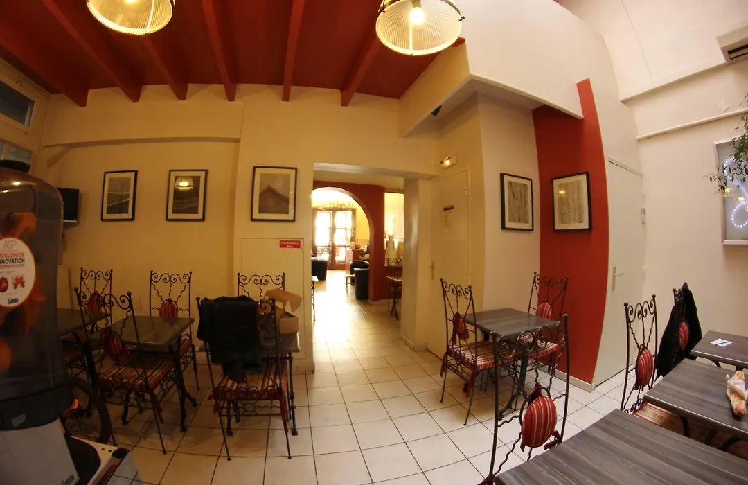 Hotel Des Arts, Artisanal Et Independant-1