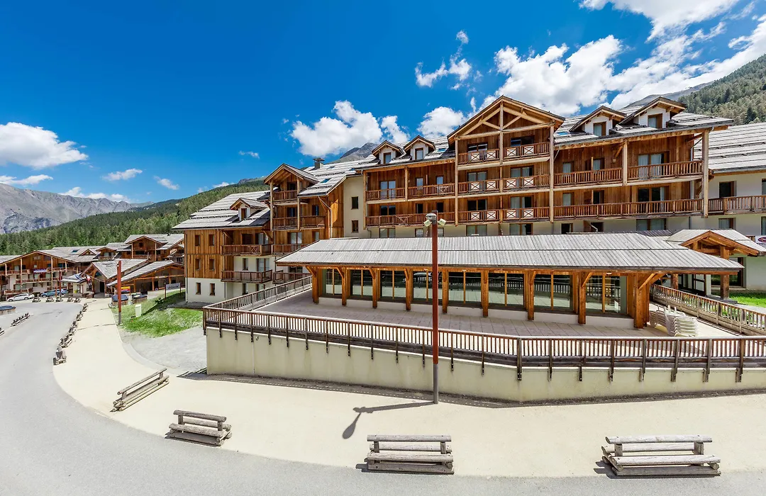 Noemys Chalets de Bois Méan-1