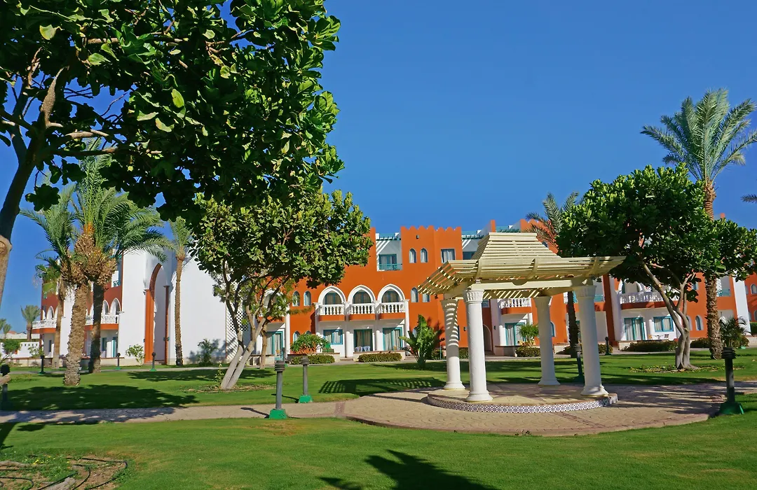 Sunrise Garden Beach Resort-1