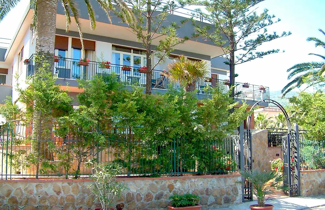 Villa Gaia Hotel-1