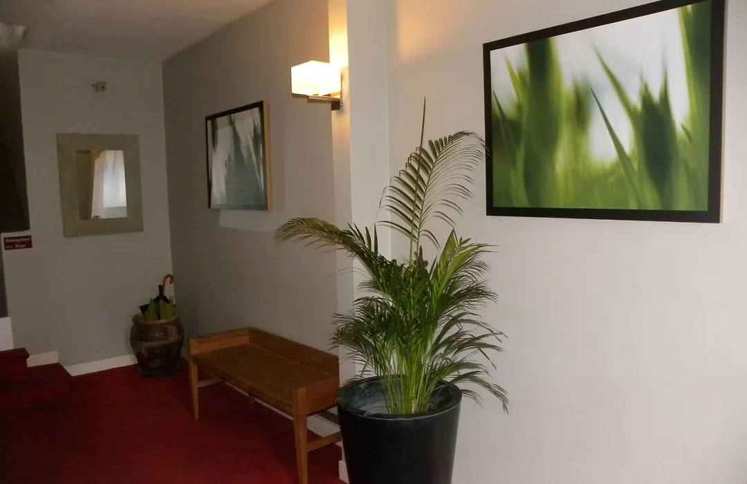 Hotel Mondial-1