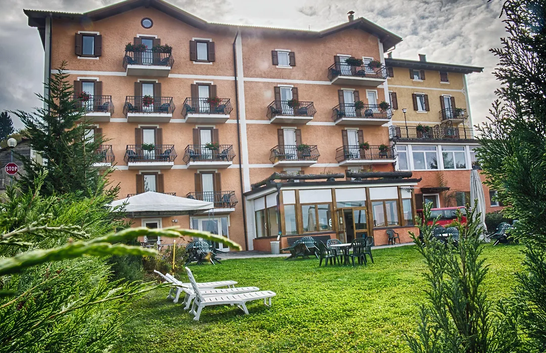 Wellness e Resort Stella Delle Alpi-1
