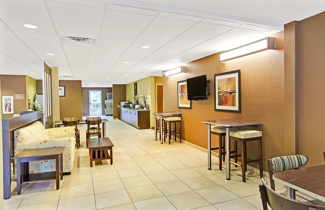 Microtel Inn & Suites By Wyndham Bryson City-1