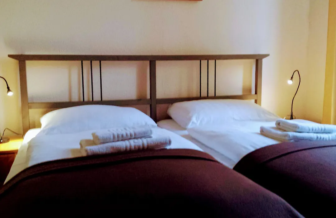 Hotel De Ela-1