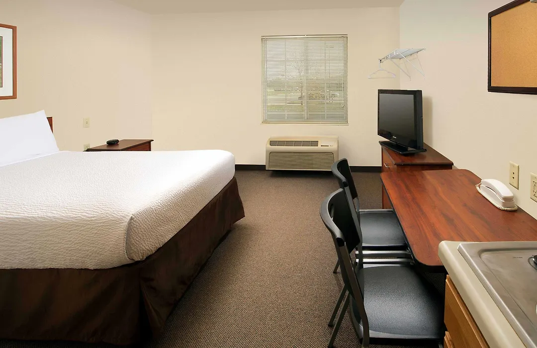 Woodspring Suites Houston Baytown-1