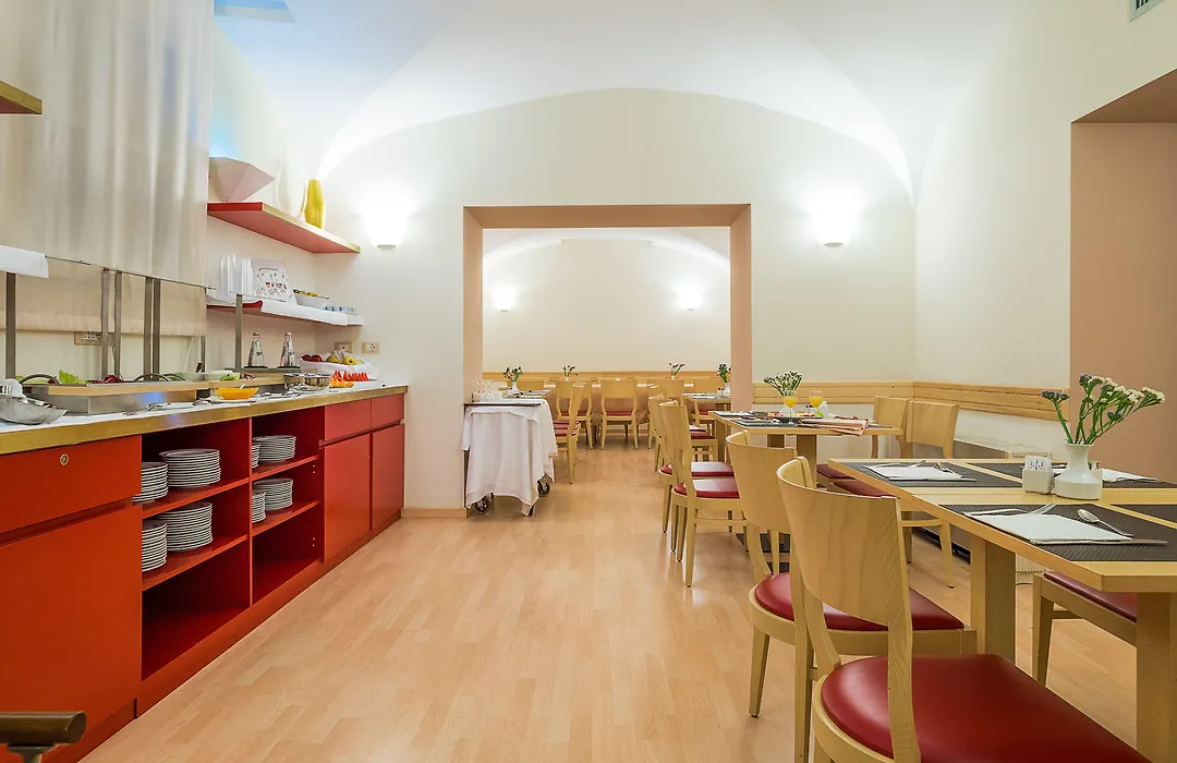 Hotel Garibaldi-1