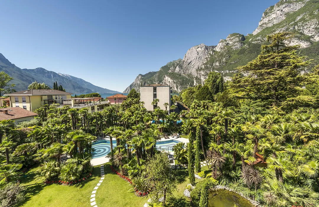Parc Hotel Flora S-1