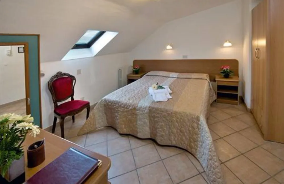 Hotel Roma-1