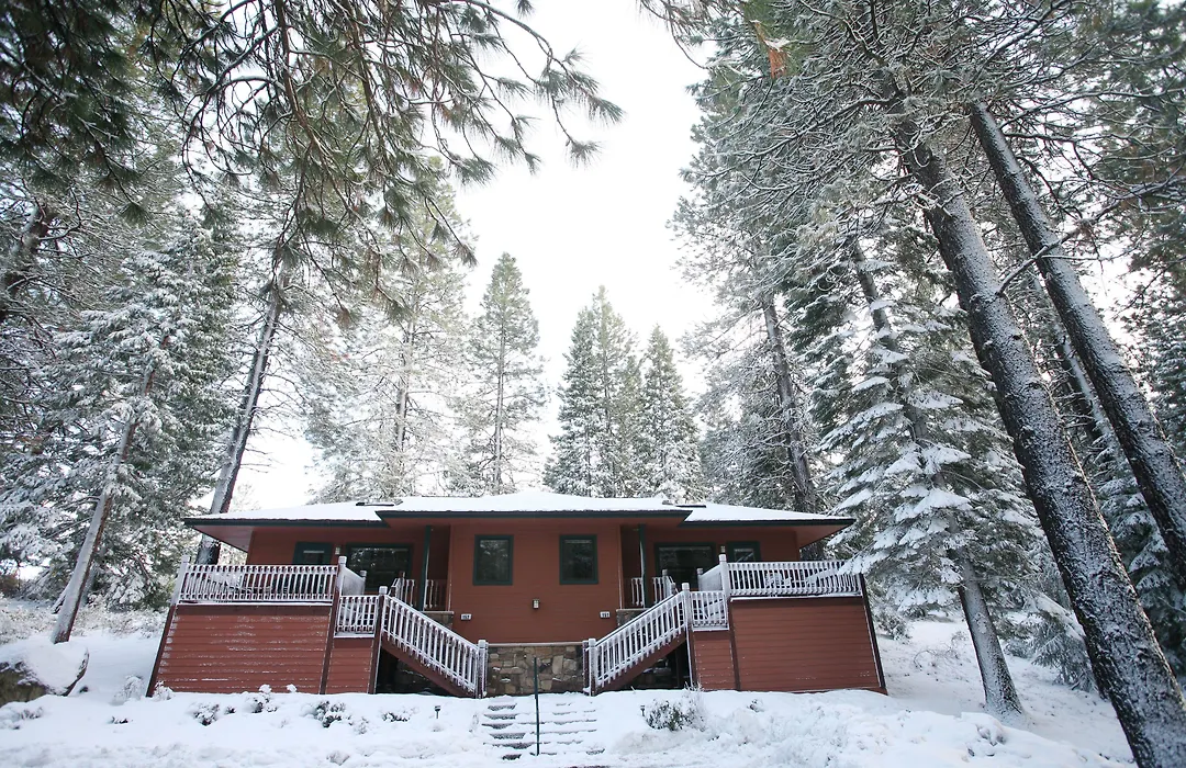Mount Shasta Resort-1
