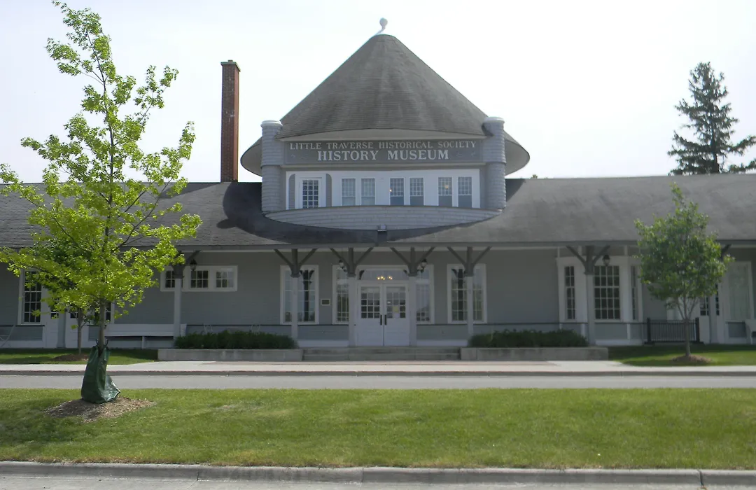 Perry Hotel-1