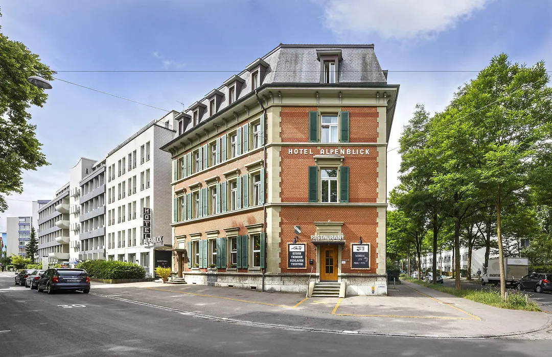 Alpenblick Bern - Kind Of A Hotel-1