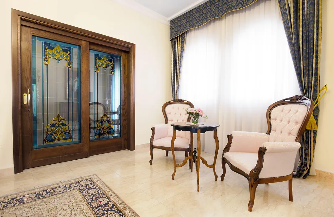Grand Hotel President-1